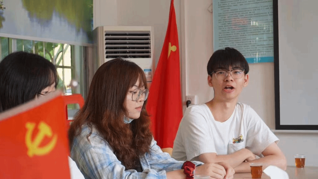 巨乳熟女