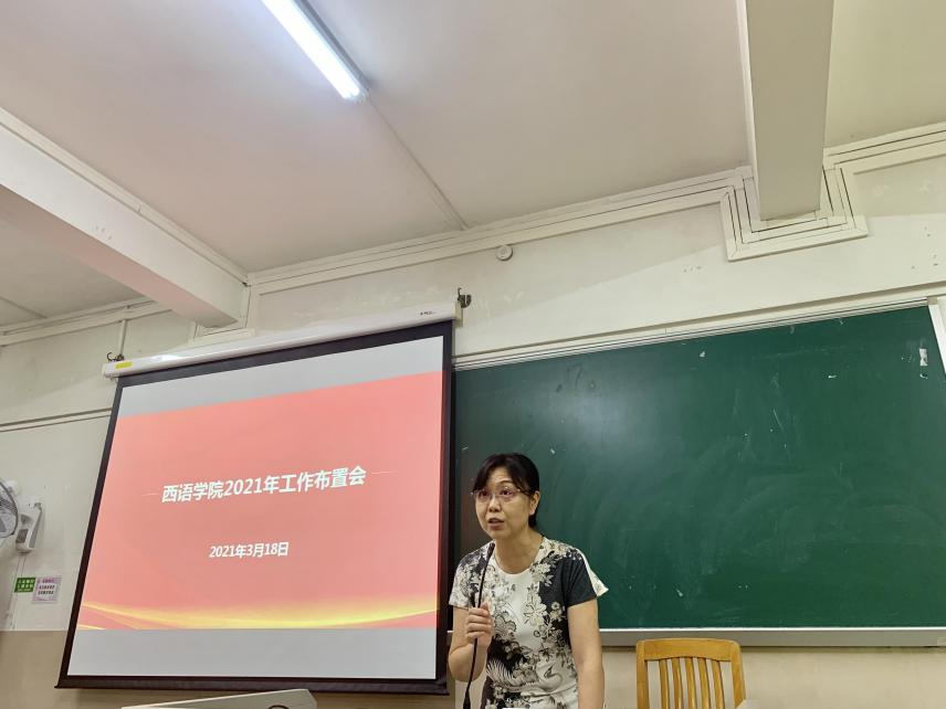 巨乳熟女