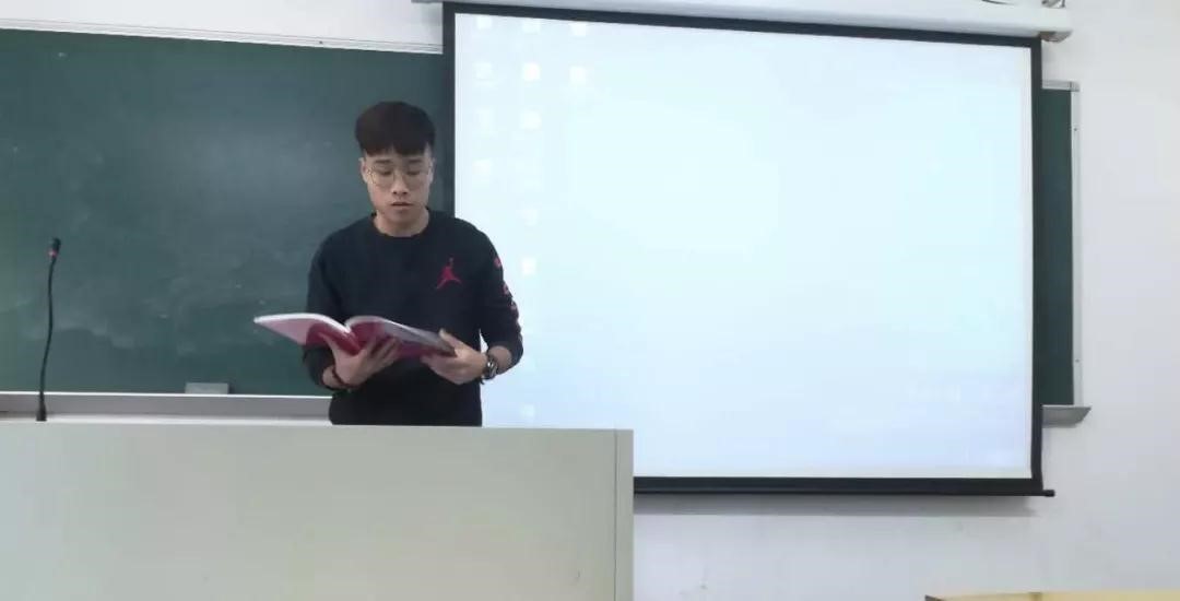 巨乳熟女